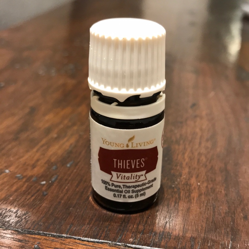 Young Living Thieves vitality essential oil